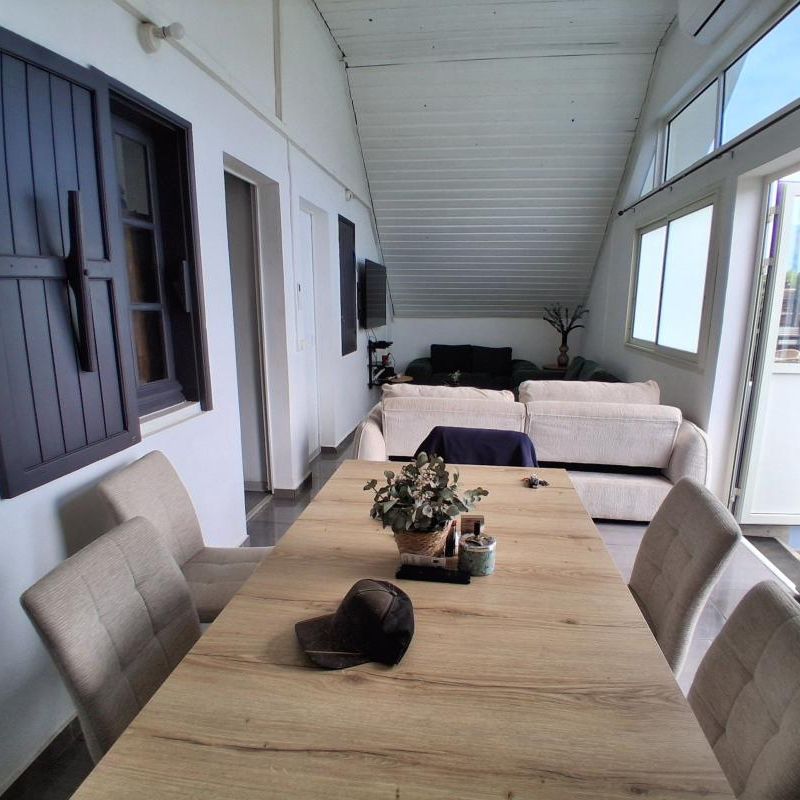 Location Appartement 3 pièces Meublé 60m² PETITE ILE 97429 - Photo 1