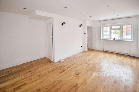 Severn Crescent, Slough, Berkshire, SL3 - Photo 4