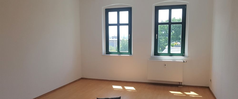 +++ Großzügige 2-Zimmer-Dachgeschosswohnung mit Balkon in Chemnitz-Hilbersdorf +++ - Photo 1