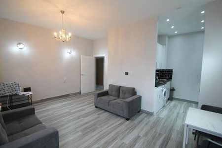 47-49 Church Road, Ashford,TW15 - Photo 4