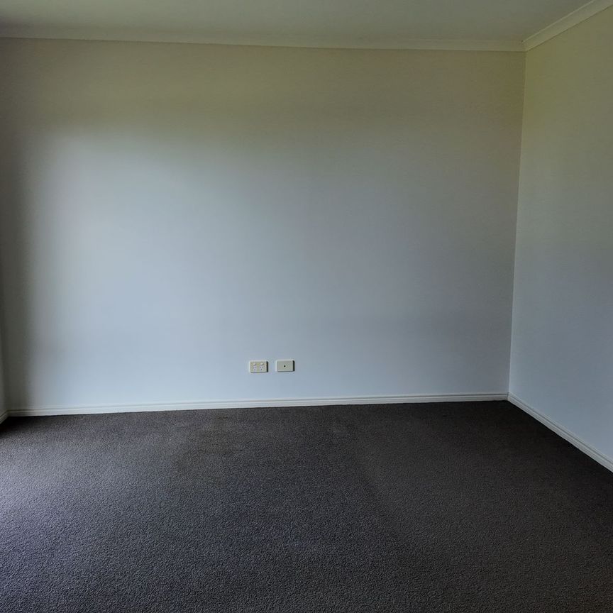 EXCELLENT LOCATION - LOWER GORDON STREET - Photo 1
