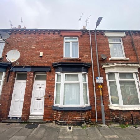 2 bed terraced house to rent in Upton Street, Middlesbrough - Photo 3