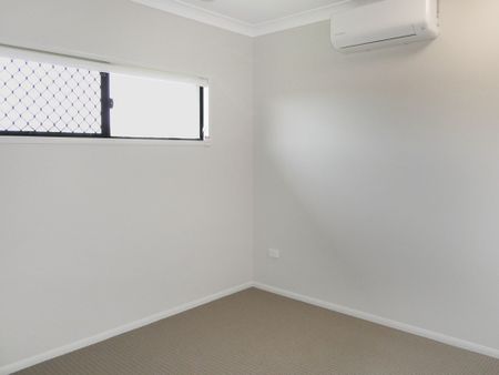 Brand New Home in North Shore - Photo 2