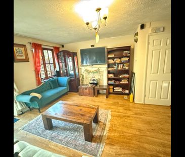 3 Bed Terraced House, London, SE3 - Photo 3