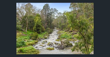 YOUR VALENTINE IS CALLING - Photo 3