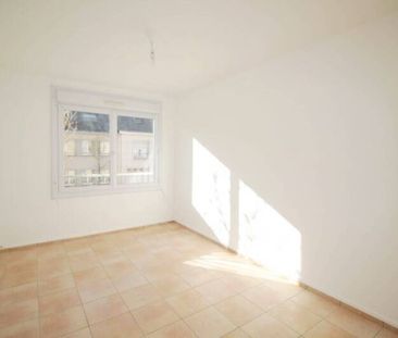 Appartement 3 pièces - - Photo 2