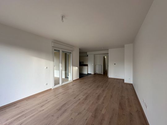 Location Appartement 4 pièces 82m² - Photo 1