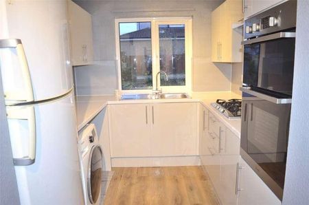 Litchfield Avenue, Morden, SM4 - Photo 3