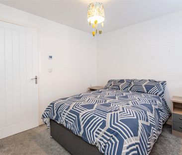 2 bed House - Semi-Detached To Let - Photo 4