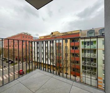 BEZUGSFERTIG: Neubau-Erstbezug mit Freifläche und Küche! - Foto 3