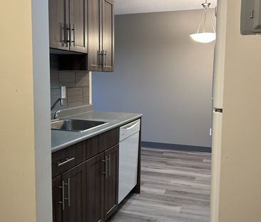 50 Prevette Street, Manitoba, R2K 3E3, Winnipeg - Photo 5