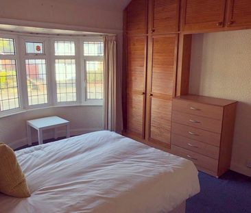 1 bedroom in a house share to rent - Photo 6