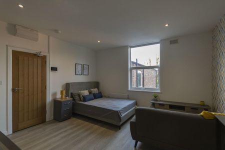 Studio to rent - Photo 2