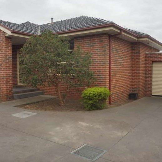 2/12-14 Bartlett Street, Preston VIC 3072 - Photo 1