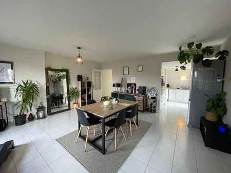 Location Appartement 3 pièces 93m² ANGERS 49000 - Photo 3