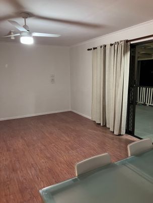 Alexandra Hills - Photo 1