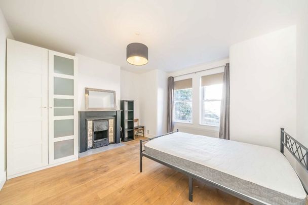 Darwin Road, W5, London - Photo 1