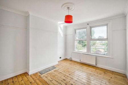 3 bedroom terraced house to rent - Photo 2