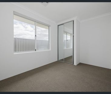 The Perfect Family Home!! - Photo 4