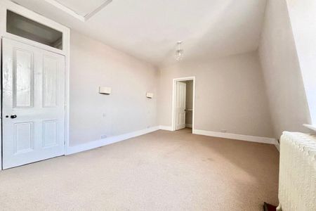 Heene Terrace - Photo 2