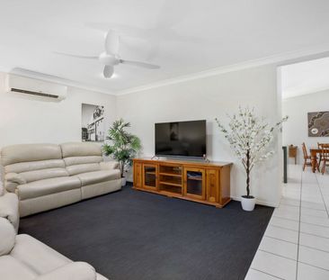 Immaculately Presented, Furnished Property Close to Everything! - Photo 2