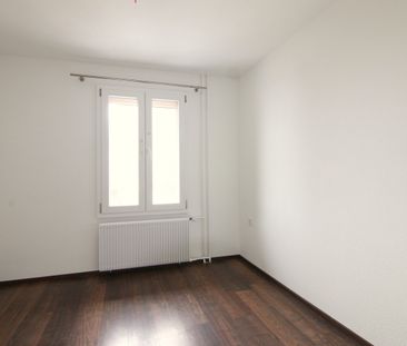 Helle 3.5-Zimmerwohnung im 1. Obergeschoss - Photo 6