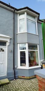 1 bedroom in a house share to rent - Photo 4