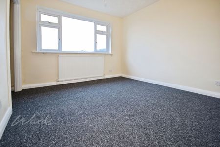 2 bedroom maisonette to rent - Photo 3