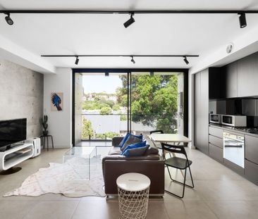 Fully Furnished home in Woolloomooloo - Photo 1