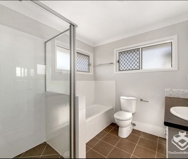 3 Bedroom Townhouse avail:14/10/2025 - Photo 4