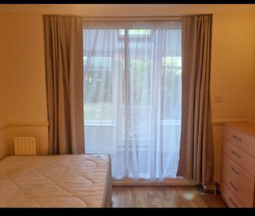 NW10 1EH 92 Brunley Road, Dollis Hill DR - Photo 6