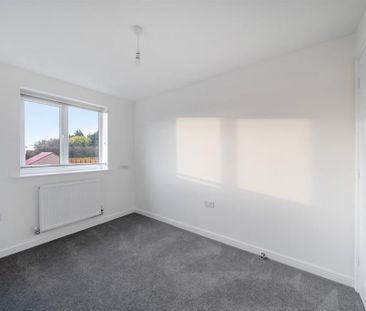 2 bedroom semi-detached house to rent - Photo 2