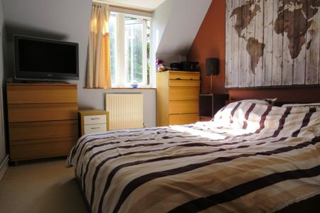 Newgate Close - Photo 4