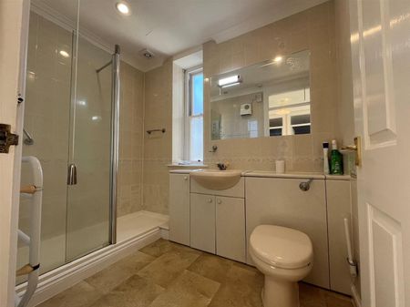 Boulevard, Weston-Super-Mare - Photo 5