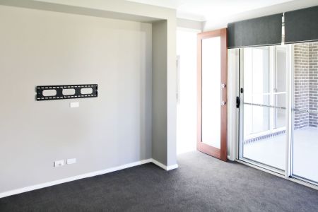 Executive Living!! - Photo 3