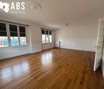 Location Appartement 3 pièces 84m² - Photo 2