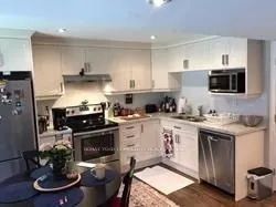 37 Estrella Crescent #Lower - Photo 3