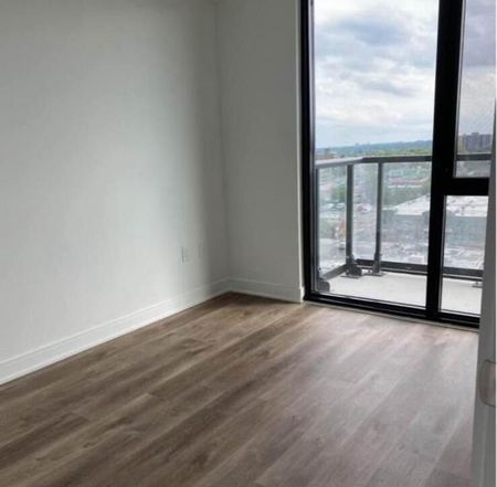 For Lease - 86 dundas Street Unit# 918, Mississauga, Ontario - Photo 3