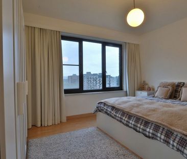 Zeer ruim 2 - slaapkamer appartement met garage en terras te huur i... - Photo 6