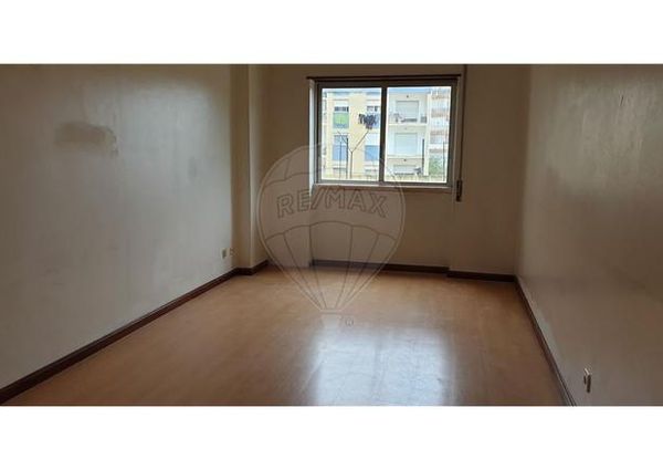 Apartamento T2 em Setúbal