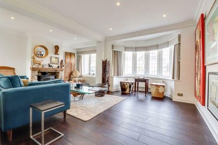 4 bedroom semi-detached house to rent - Photo 3