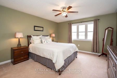 Detached Home For Lease | N9257461 - Photo 4