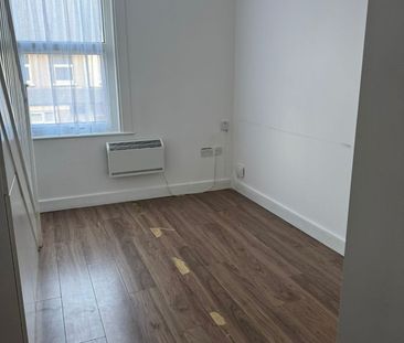 1 Bed Flat, Rosebery Avenue, N17 - Photo 1