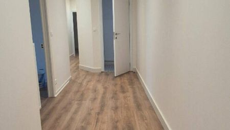 EXCLUSIVITE : Appartement T4 de 147m² - Vieille Ville - Photo 2