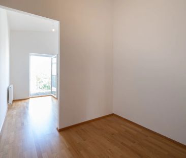 WOHLFÜHLWOHNUNG 3-ZIMMER DACHGESCHOSSWOHNUNG MIT KLIMAANLAGE und kl... - Photo 1