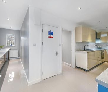 1 bedroom house of multiple occupation to rent - Photo 2