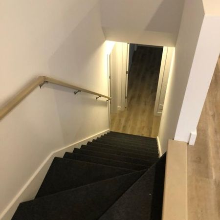 4 1/2 sur 2 étages - Photo 3