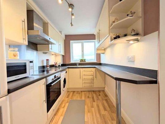 Oliver Court, Patricia Close, Cippenham, SL1 - Photo 1