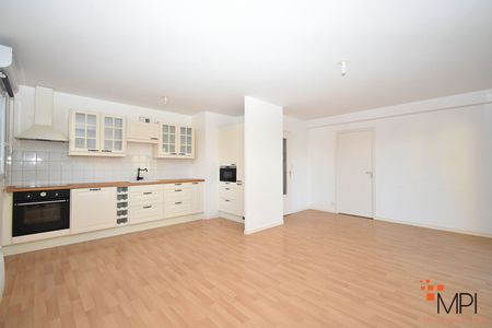 Location Appartement 4 pièces 73m² - Photo 3