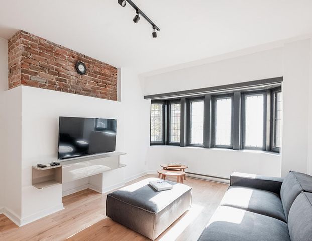 Castle Lofts | 1463 Bishop, Montreal - Photo 1